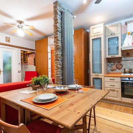 Nest - Suna - - 50m Dal - Wi-fi *