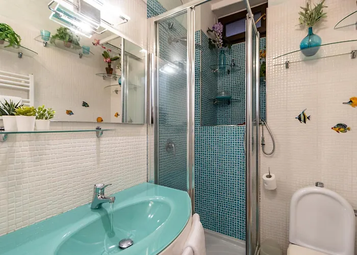 Appartamento Nest - Suna - - 50m Dal - Wi-fi