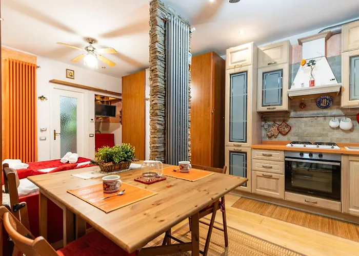 Nest - Suna - - 50m Dal - Wi-fi * 베르바니아